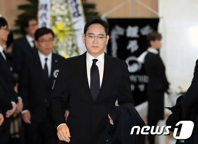 サムスン副会長ら韓国経済界のトップ、ロッテ創業者の冥福祈り弔問（画像:news1）