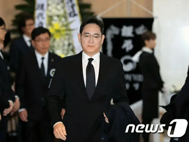 サムスン副会長ら韓国経済界のトップ、ロッテ創業者の冥福祈り弔問（画像:news1）