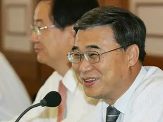 「核問題、性急な考えは禁物」李鍾ソク前統一部長官