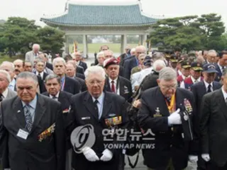 朝鮮戦争から57周年、ソウルなど各地で記念式