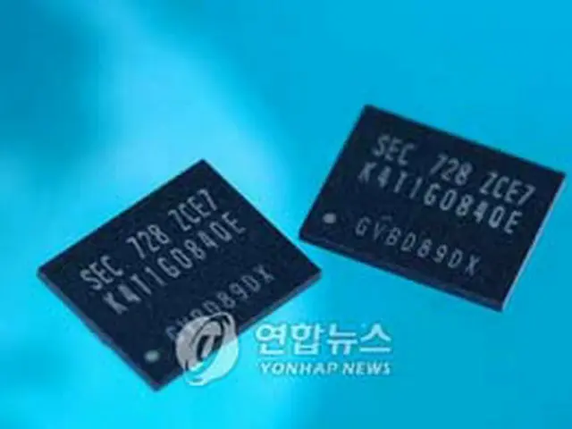 50ナノ1ギガDDR2DRAM（サムスン電子提供）＝19日、ソウル（聯合）