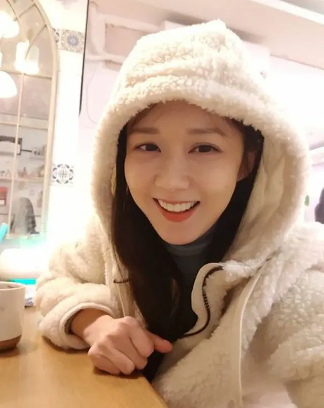 歌手で女優のチャン・ナラが、可愛らしい写真と共に新年あいさつを伝えた。（提供:news1）