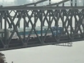 北朝鮮が中朝間の列車・航空便を停止　新型肺炎警戒