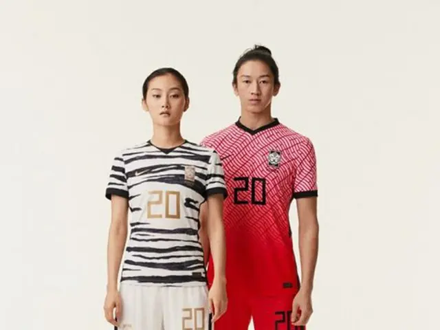 韓国サッカー代表、新ユニフォームを公開（提供:OSEN）