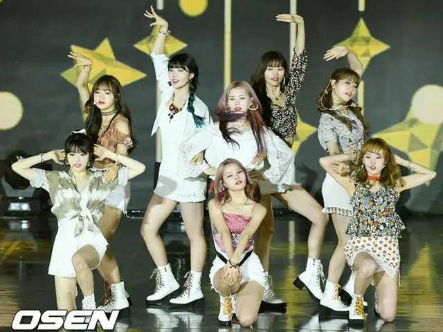 「Weki Meki」、2月末”完全体”でカムバックへ＝活動中断のチェ・ユジョンも合流（画像:OSEN）