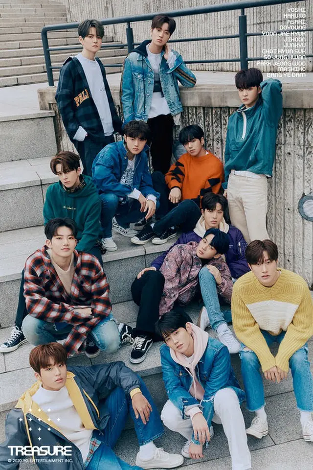 YG新グループ「TREASURE」、12メンバーの団体プロフィール写真公開（画像:OSEN）