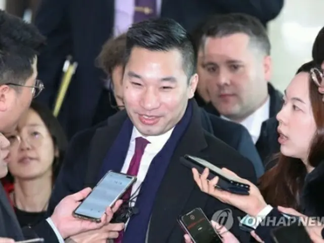 作業部会の会合に出席するためソウルの外交部庁舎に到着したアレックス・ウォン米国務次官補代理＝10日、ソウル（聯合ニュース）