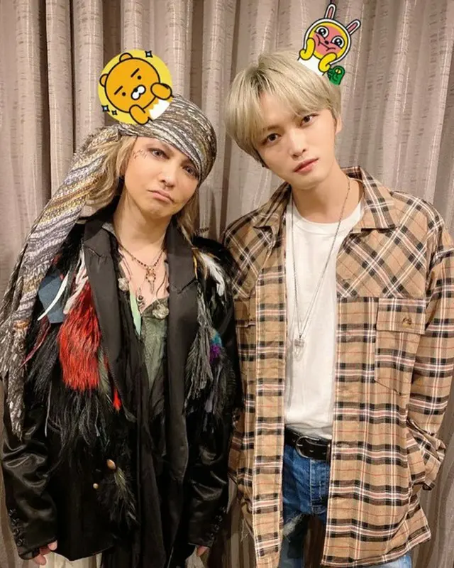 韓国歌手キム・ジェジュン（JYJ）が、HYDE（L'Arc-en～Ciel）とのツーショットを公開して話題になっている。（写真提供:OSEN）