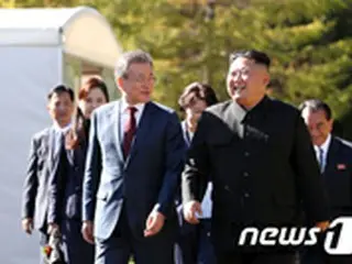 正恩氏、文大統領に親書 「新型コロナ、必ずや克服」