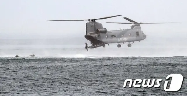 アメリカ海軍が新型コロナウイルスの拡散防止のために、新兵を対象にウイルス感染者を選別する手続きを導入した（提供:news1）