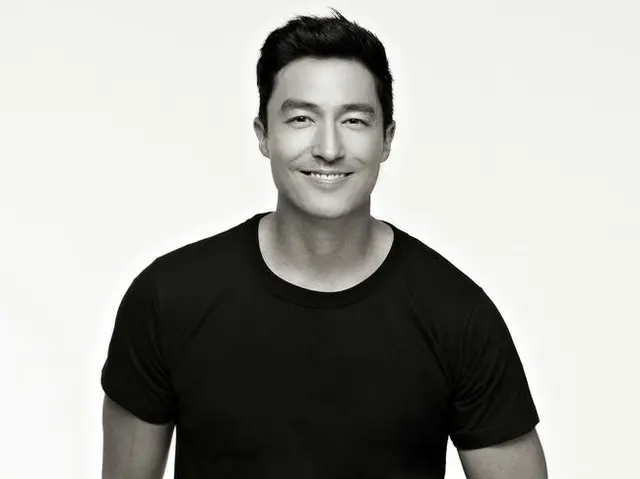 俳優ダニエル・ヘニー、健康食品業者と共に新型コロナ感染拡大防止へ3億ウォン寄付（画像:OSEN）
