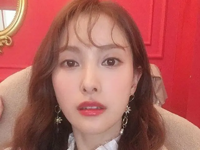 パク・ギュリが自身のInstagramに「スタート」という短いメッセージと写真をアップした。（提供:OSEN）