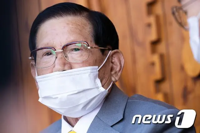 集団感染の新興宗教「新天地」教祖、横領の疑いなど3件捜査＝韓国警察（画像:news1）