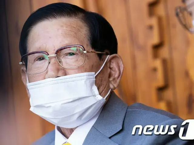 集団感染の新興宗教「新天地」教祖、横領の疑いなど3件捜査＝韓国警察（画像:news1）