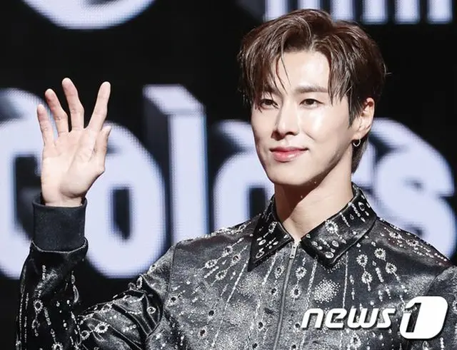 「東方神起」ユンホ、マスクデザインに関する特許出願＝飲料摂取可能なフタ付き（提供:news1）