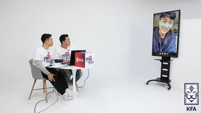 韓国サッカー選手、オンラインでサポーターと疎通イベント実施＝韓国代表ベント監督は「自宅公開」（画像:news1）