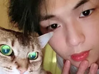 カン・ダニエル、SNSから愛猫とともに近況報告…“ペットになりたい”願望の声が聞こえそう