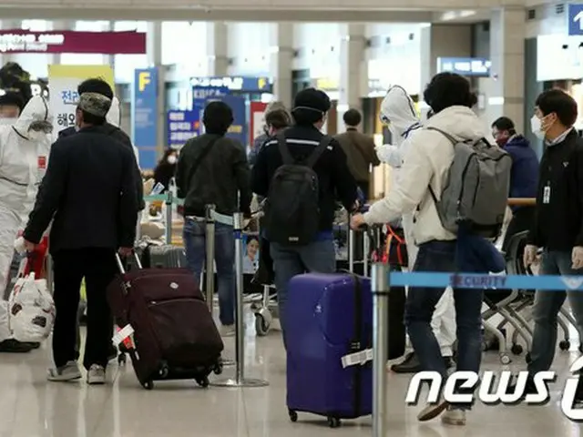 モロッコに足止めの韓国人、診断キット輸送のモロッコ政府チャーター機で帰国（画像:news1）