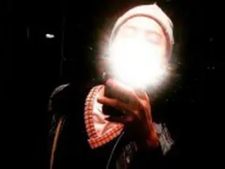 G-DRAGON、久しぶりに近況公開…ショートパンツファッション披露