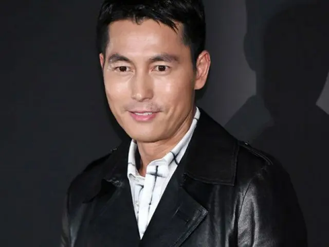 5日、父親が死去した俳優チョン・ウソン。（提供:OSEN）