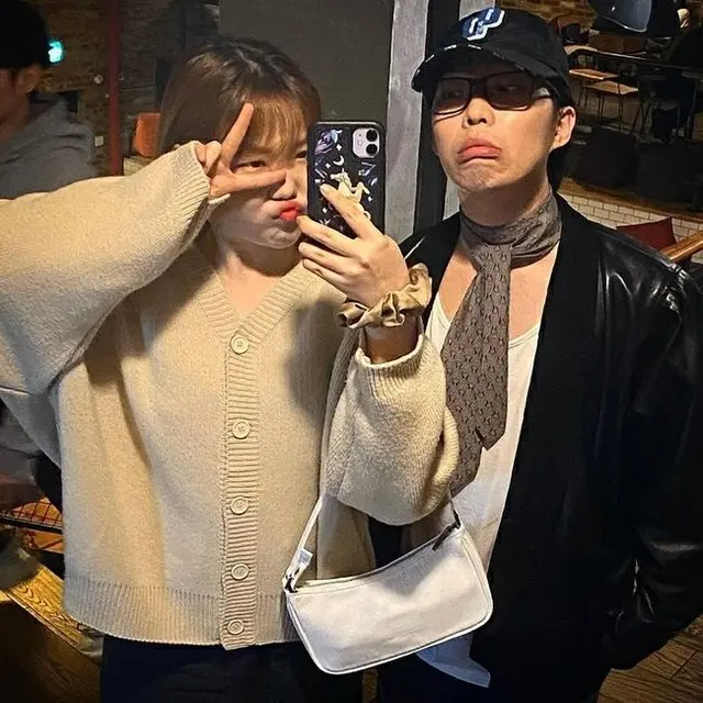 兄妹デュオ「AKMU（楽童ミュージシャン）」がデビュー6周年を迎えた。（提供:OSEN）