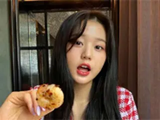 「IZ*ONE」チャン・ウォニョン、完ぺきな美貌を披露“ラブリーな春の女神”