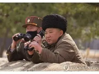 金委員長　砲射撃訓練を視察＝北朝鮮メディア