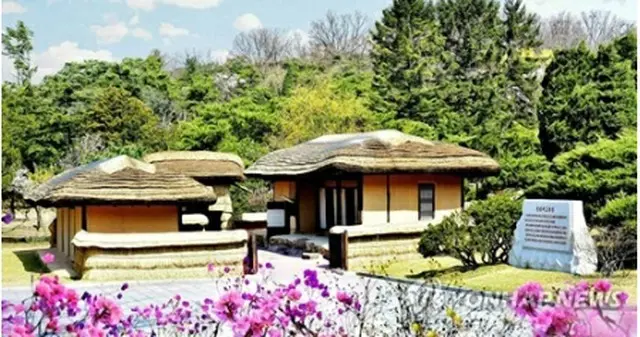 金日成主席の生家（労働新聞のホームページより）＝（聯合ニュース）≪転載・転用禁止≫