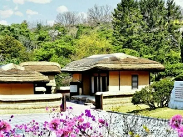 金日成主席の生家（労働新聞のホームページより）＝（聯合ニュース）≪転載・転用禁止≫