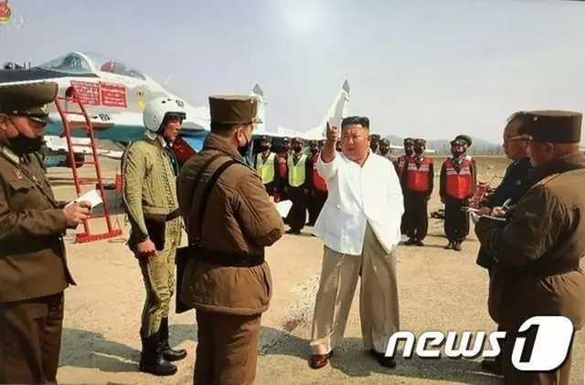 北朝鮮の金正恩国務委員長は現在どこにいるのか、海外メディアたちはかなり関心をもって報道している（提供:news1）