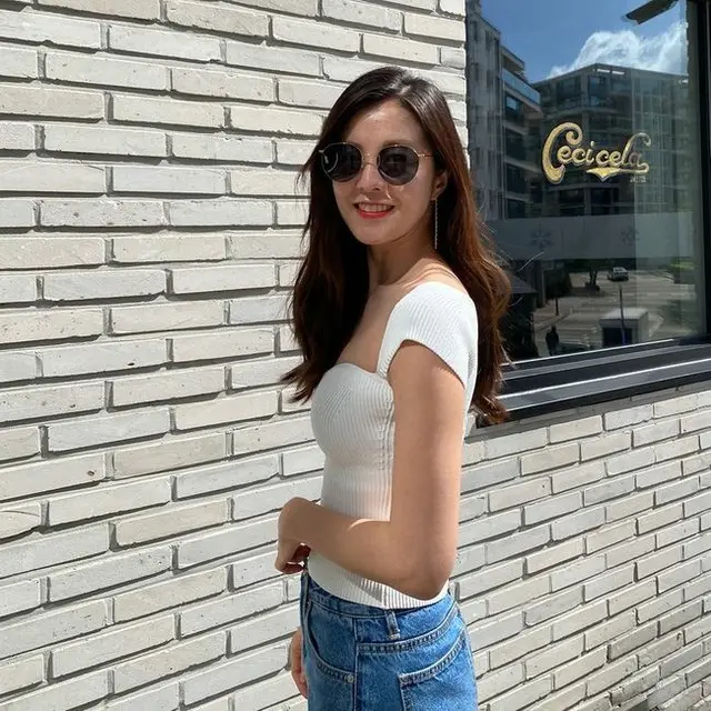 女優キム・ソンウン、産後3か月とは思えない完ぺきスタイルを公開（画像:OSEN）