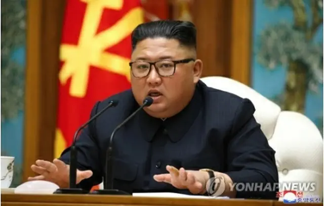 朝鮮中央通信は12日、金委員長が11日に朝鮮労働党政治局の会議を開き、新型コロナウイルスへの対策などを議論したと報じた＝（朝鮮中央通信＝聯合ニュース）≪転載・転用禁止≫