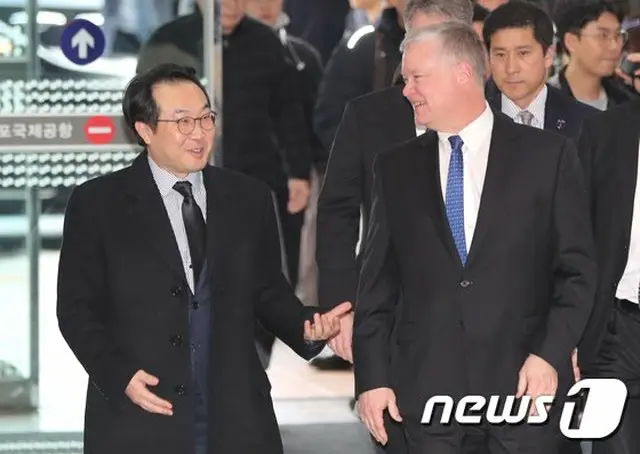 北朝鮮核問題担当の米韓高官が電話会談 「金正恩氏の特異動向ないとの意見で一致」（提供:news1）