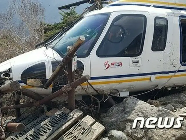 韓国 智異山の頂上付近でヘリコプターが墜落し、救助を要請していた登山客など2人が亡くなった（提供:news1）
