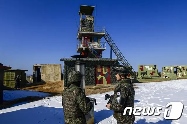南北境界線の韓国軍監視詰め所の外壁に北朝鮮が発射した銃弾4発が被弾した痕跡が確認された（提供:news1）