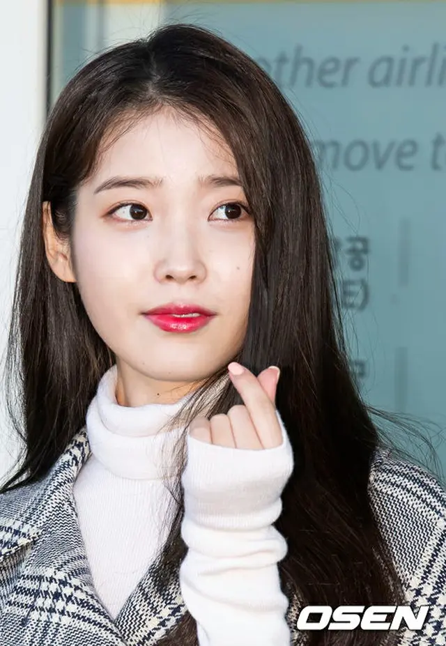 IU、「子ども日」を目前に1億ウォンを寄付…5年間で8億2000万ウォンを伝達した“真の善行天使”（提供:OSEN）