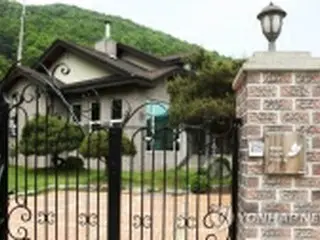 慰安婦団体前代表巡る疑惑　前首相「厳粛に受け止めている」＝告発も続々