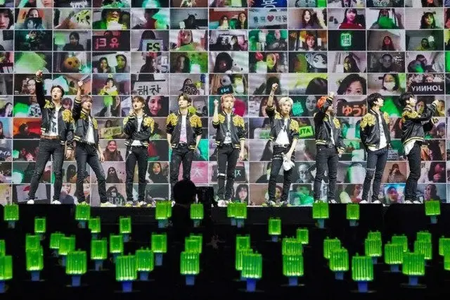 「NCT127」が17日、全世界に生中継された新概念のオンラインコンサート「Beyond LIVE」で、米国ビルボードのスポットライトを浴びた。（提供:news1）