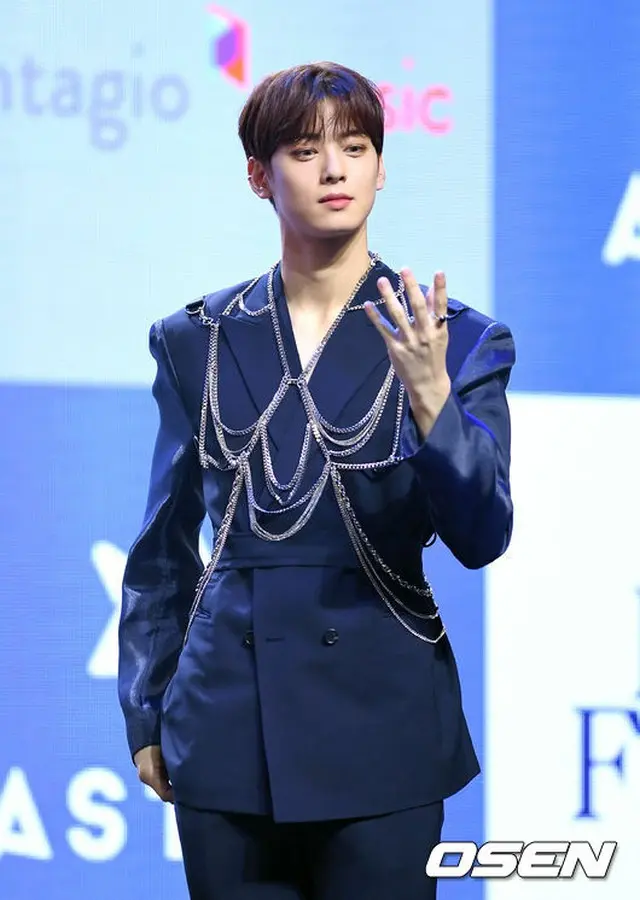 【全文】「ASTRO」チャ・ウヌ、梨泰院訪問を自筆メッセージで謝罪「深く反省」（画像:OSEN）