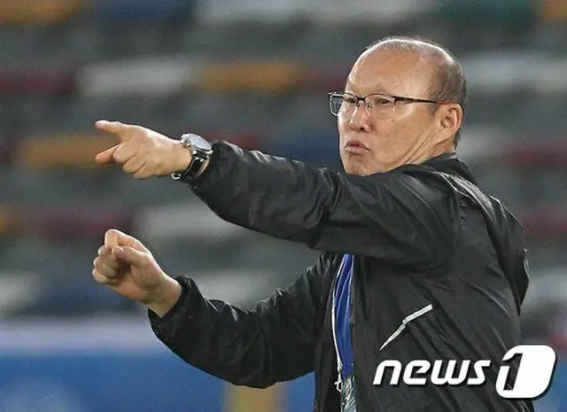 パク・ハンソ監督、日本出身の新技術委員長とベトナムサッカーを率いるか（提供:news1）