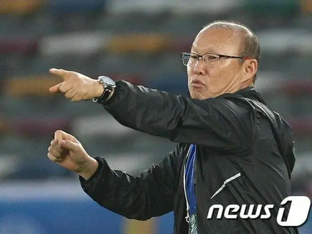 パク・ハンソ監督、日本出身の新技術委員長とベトナムサッカーを率いるか（提供:news1）