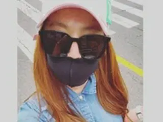 女優イ・ユンミ、夫婦問題尋ねるコメントに「心配ありがとう」