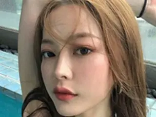 ラッパーSwingsと交際中のイム・ボラ、無造作ヘアとビキニでセクシーショット