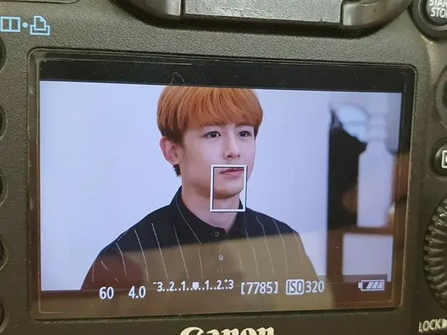 ニックン（2PM）、ビューファインダーから見つめる”元祖アニメから飛び出したイケメン”（画像:OSEN）