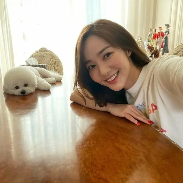 【トピック】女優パク・ミニョン、かわいい“伴侶”との幸せな日常を公開（画像提供:OSEN）