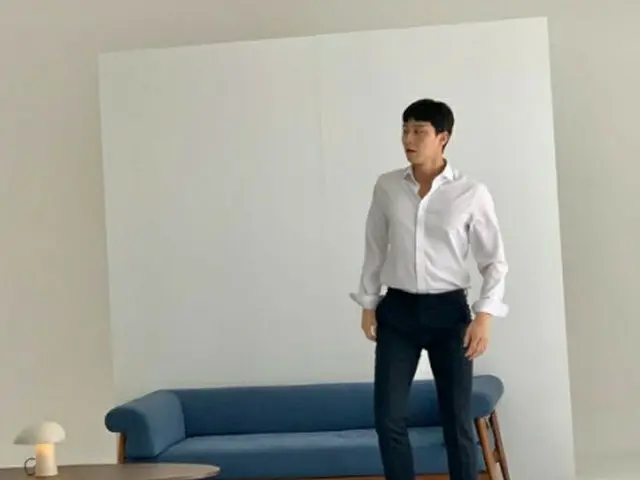 俳優パク・ソジュン、仕事中の近況を公開…“パク・セロイ”のイガグリ頭はぐんと伸びた模様（提供:OSEN）