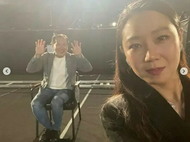 コン・ヒョジン、ドラマ「椿の花咲く頃」ファミリーと再会…「百想芸術大賞」で大賞受賞（提供:OSEN）