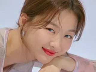 女優チャン・ヒジン、画報公開…「現実的なメロドラマしてみたい」