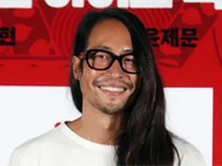 結婚発表のリュ・スンボム、”髪は伸ばしっ放し？”との質問に「両親が下さった全てのものが愛おしい」