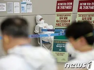 「終息」の代わりに「被害最小化」…韓国の防疫当局はなぜこのような選択をしたのか？